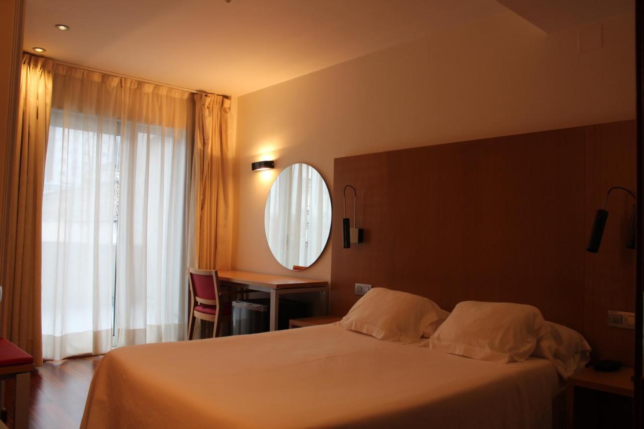 Burela Hotel Ril מראה חיצוני תמונה