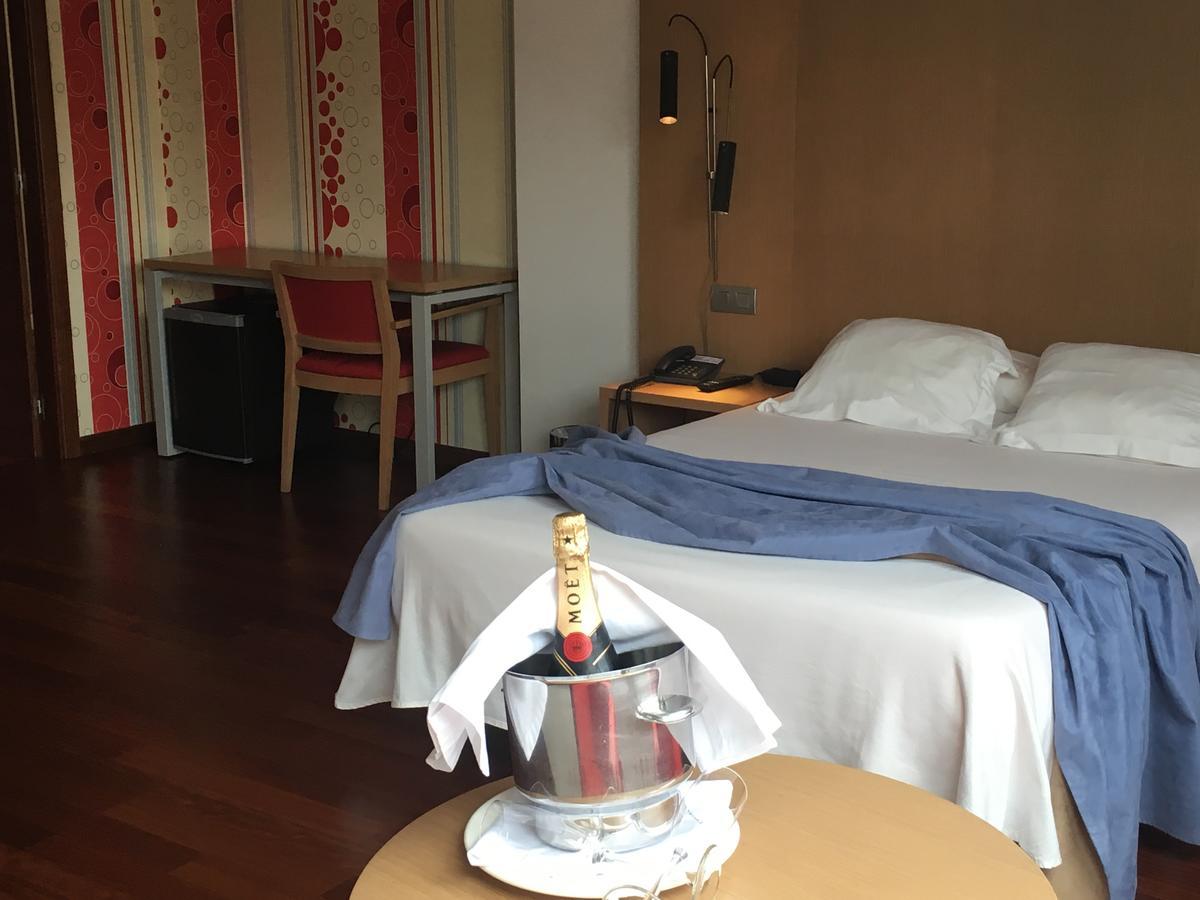 Burela Hotel Ril מראה חיצוני תמונה