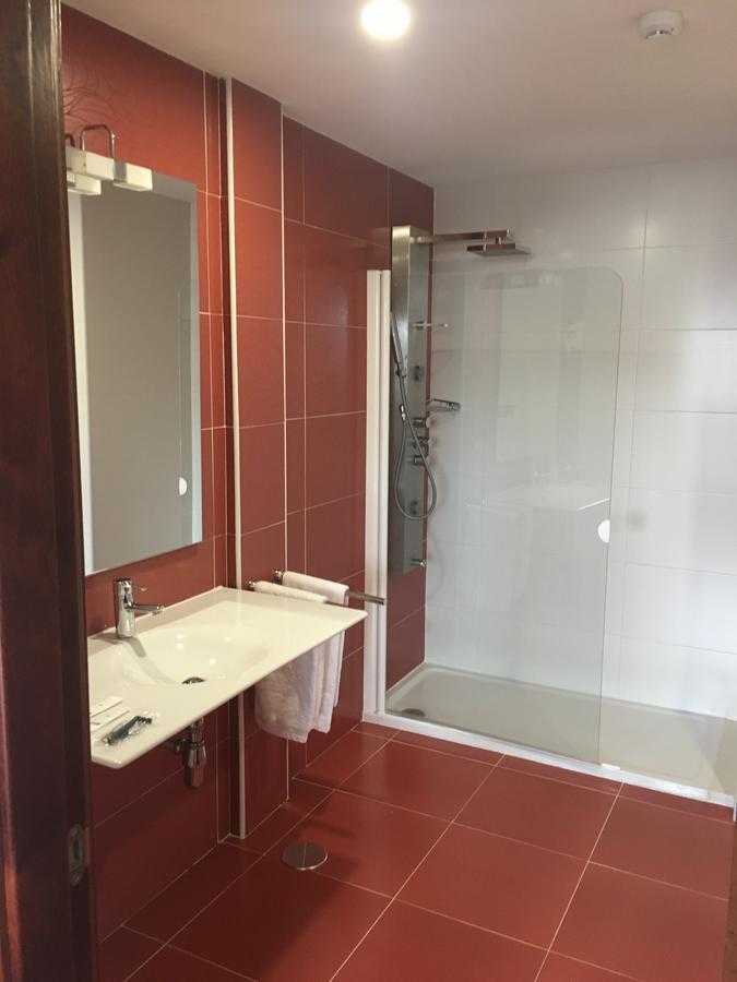 Burela Hotel Ril מראה חיצוני תמונה